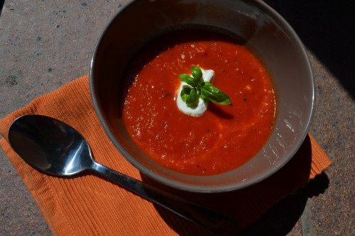 Rajčatová polévka podle Jamieho Olivera
