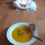 Mrkvová polévka se zázvorem a pomerančem